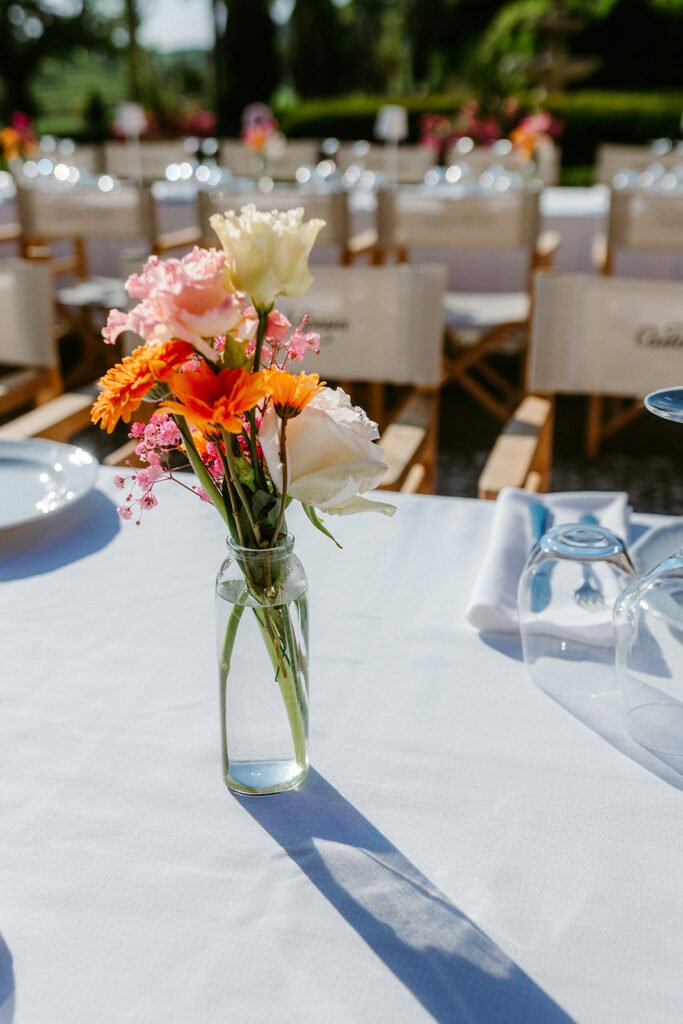 Colourful wedding flowers inspired by Italian summer